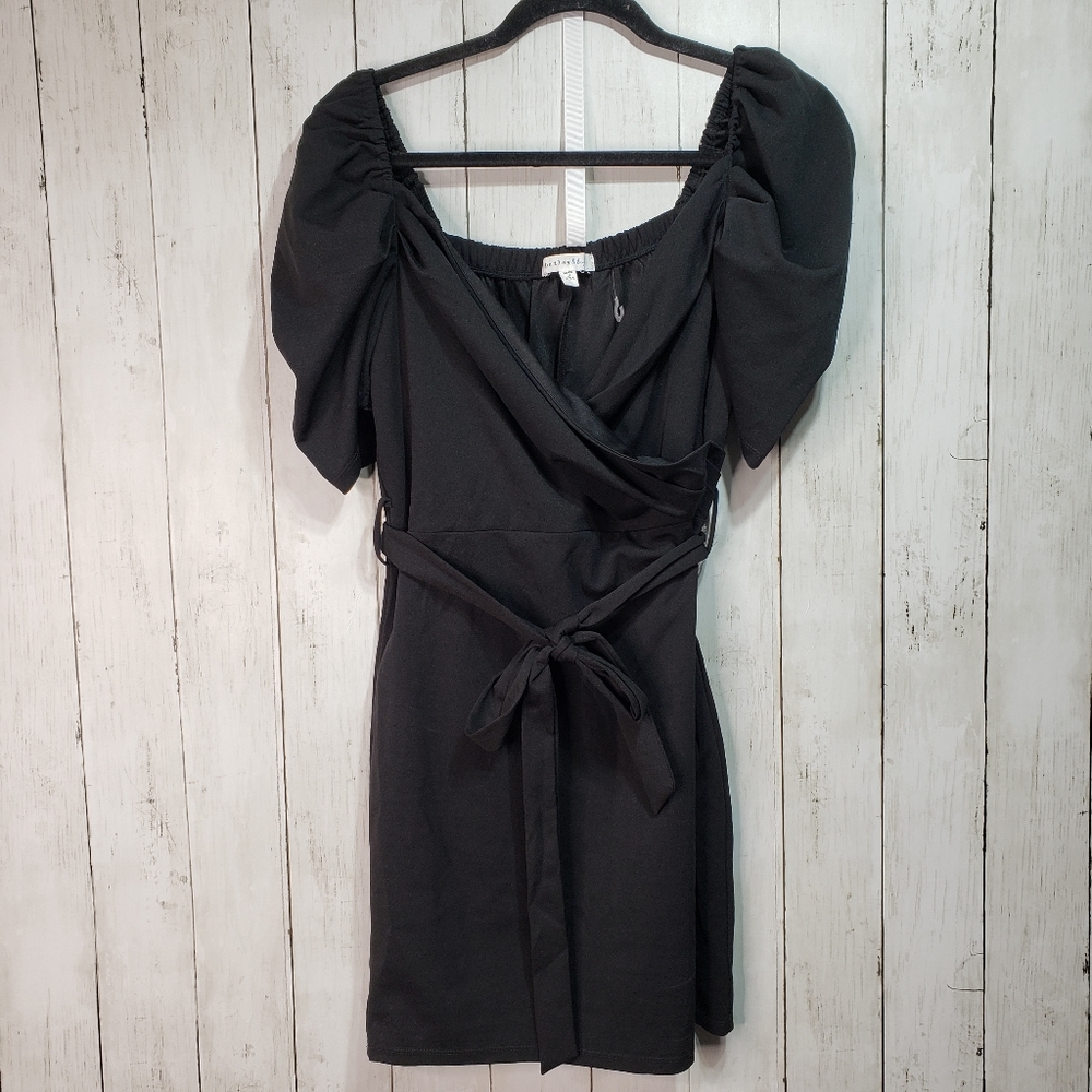 New! Bailey Blue Black Sheath Dress Puff Sleeves